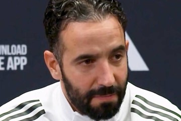 阿莫林称曼联已变强可复仇热刺，无缘欧冠因祸得福！回应C罗批评