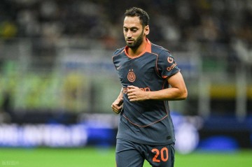 2-1，迪马尔科利剑出鞘，国米终结2连败，一夜杀入意甲前十