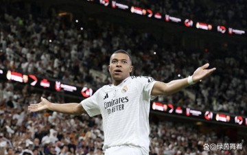 神仙打架!3大神锋集体爆发,凯恩15场造26球仍排第2,哈兰德全面进化